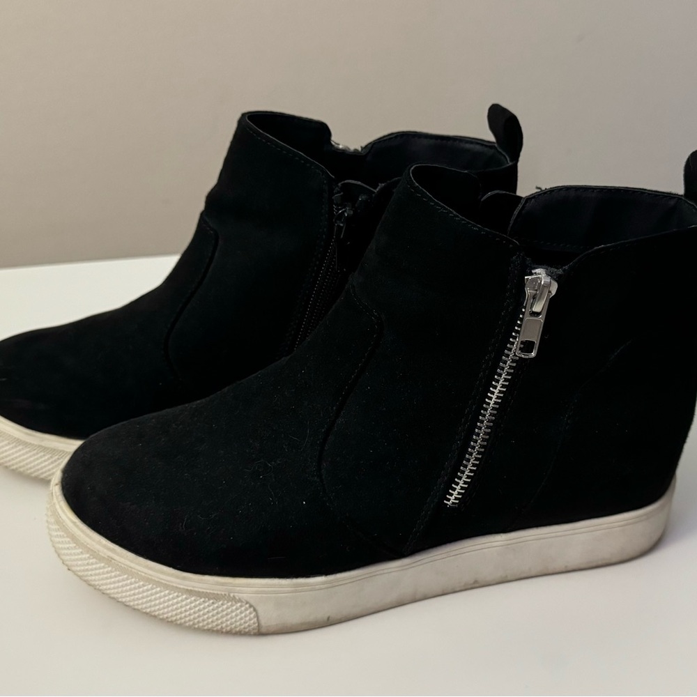 Sneaker Wedge